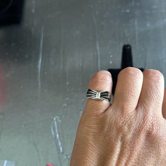 Salvatore Ferragamo Bow Black Enamel Ring Size 50 Sterling Silver 925 - Picture 6 of 9